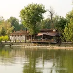 Tenuta Santi Giacomo E Filippo Country house Urbino