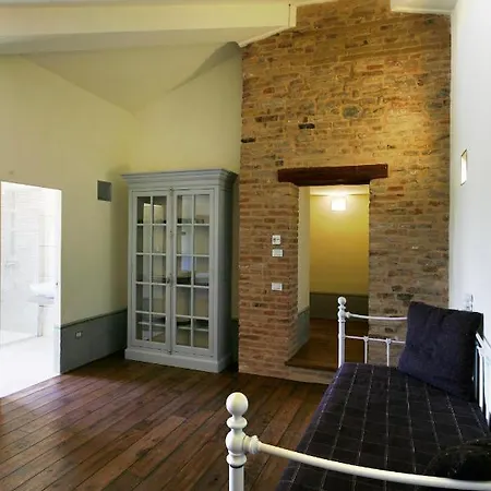 Landhaus Tenuta Santi Giacomo E Filippo *