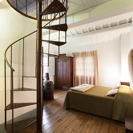 Tenuta Santi Giacomo E Filippo Landhuis *