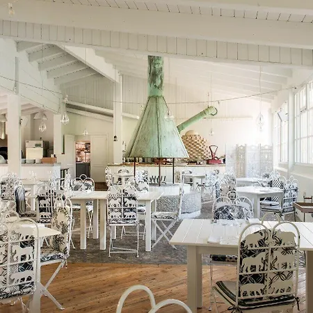 Tenuta Santi Giacomo E Filippo Landhuis *