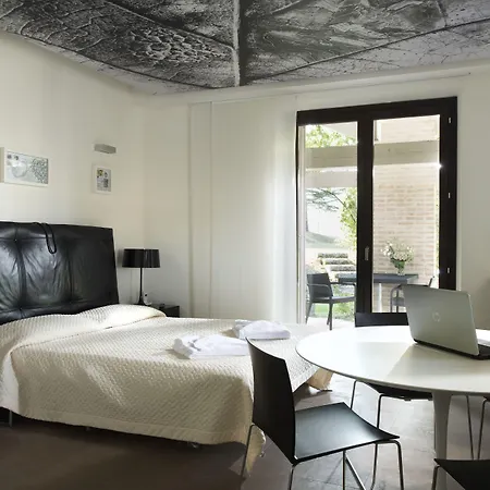 Tenuta Santi Giacomo E Filippo