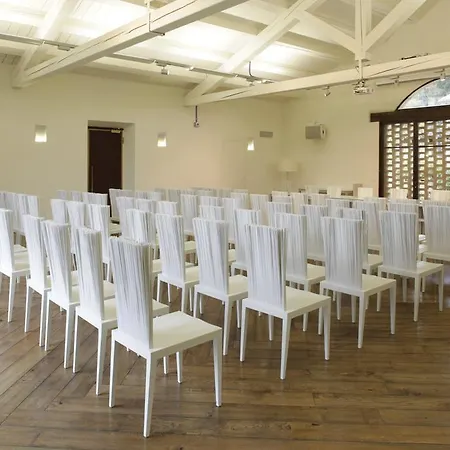 Tenuta Santi Giacomo E Filippo Urbino