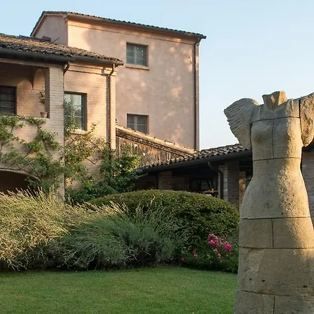 Tenuta Santi Giacomo E Filippo * Urbino