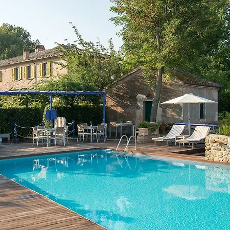 Tenuta Santi Giacomo E Filippo