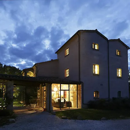 Landhaus Tenuta Santi Giacomo E Filippo Urbino