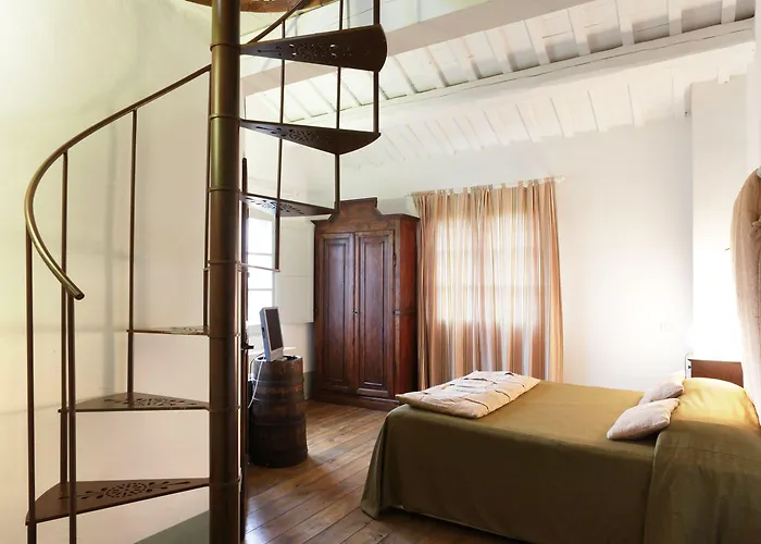 Tenuta Santi Giacomo E Filippo 컨트리하우스 *