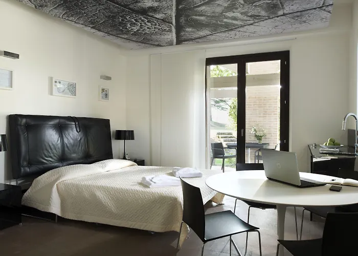 Tenuta Santi Giacomo E Filippo